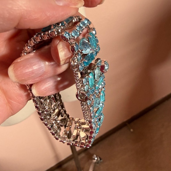 Antique 1930’s 40’s art deco pale blue Czecho Glass Wide silver Bracelet - Picture 13 of 16